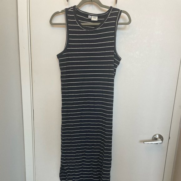 Stripped Maxi Ribbed Dress - Picture 1 of 4